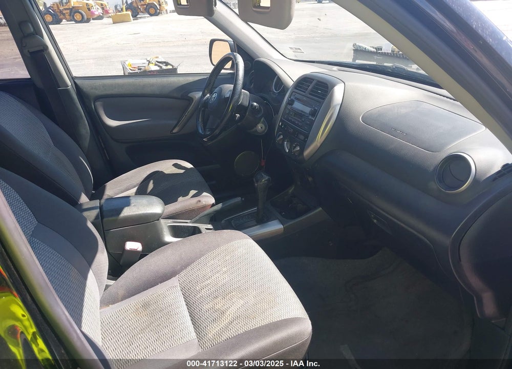 2005 TOYOTA RAV4 VIN: JTEGD20V250053330