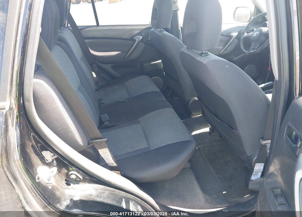 2005 TOYOTA RAV4 VIN: JTEGD20V250053330