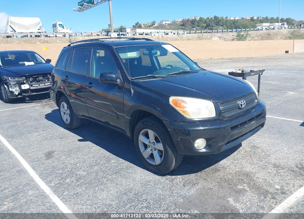 2005 TOYOTA RAV4 VIN: JTEGD20V250053330