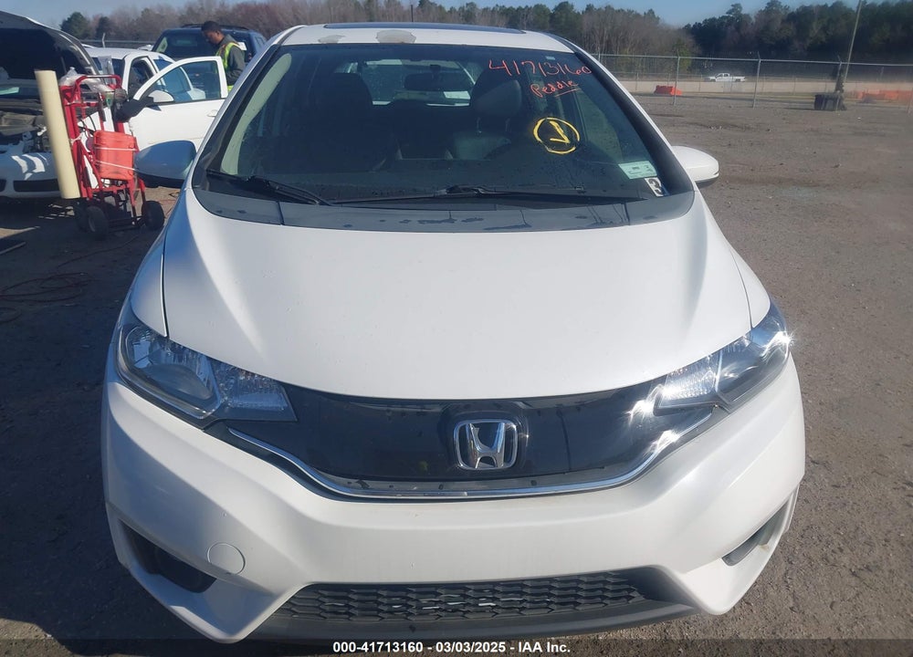 2016 HONDA FIT VIN: 3HGGK5H81GM703177