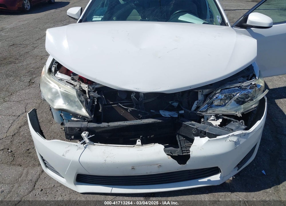 2014 TOYOTA CAMRY HYBRID VIN: 4T1BD1FK5EU135465