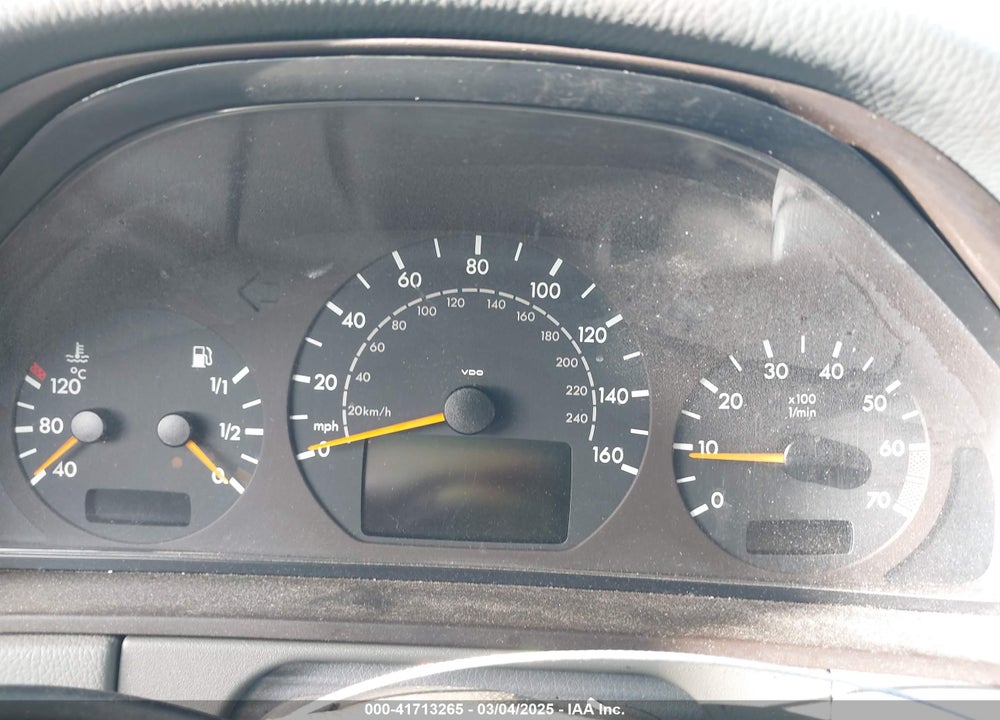 2001 MERCEDES-BENZ E 320 VIN: WDBJH65JX1B290284