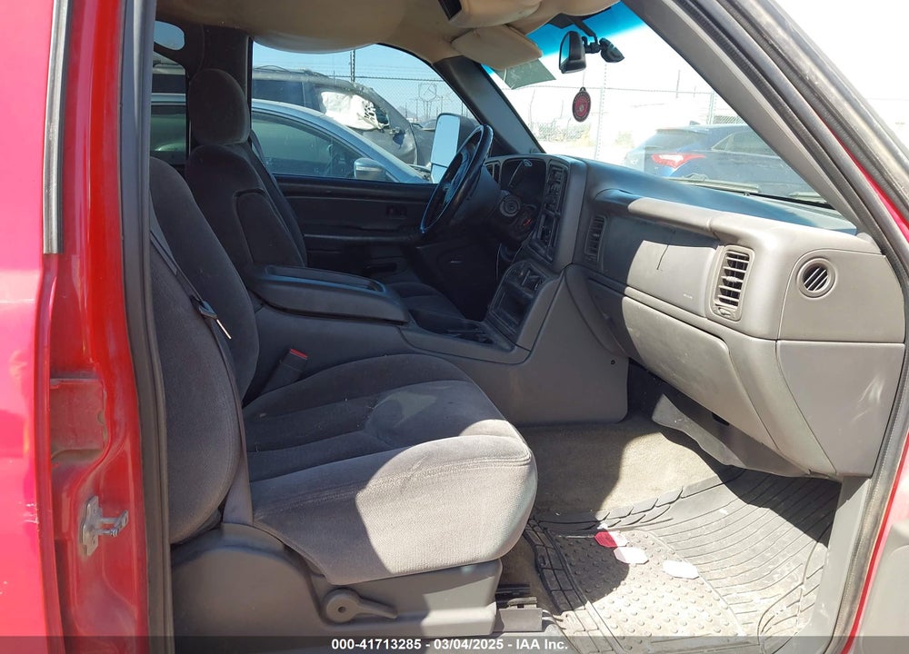 2005 GMC SIERRA 1500 SLE VIN: 2GTEC13T951199456