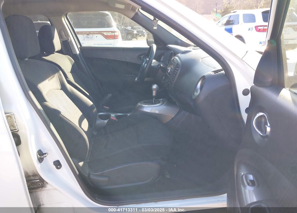 2013 NISSAN JUKE VIN: JN8AF5MV7DT222646