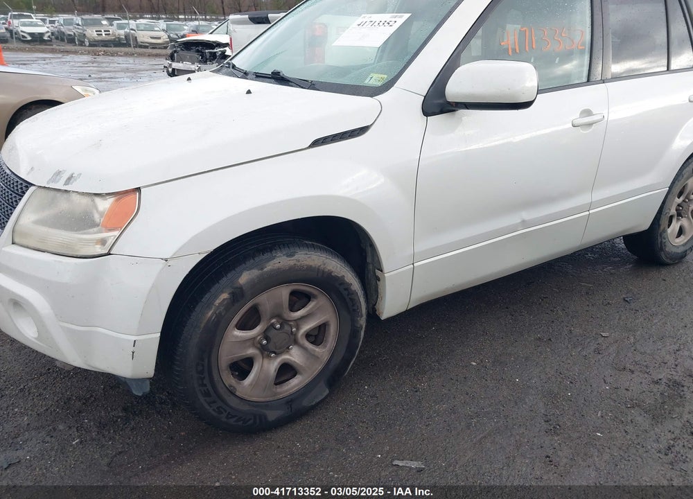 2009 SUZUKI GRAND VITARA VIN: JS3TE042X94100012