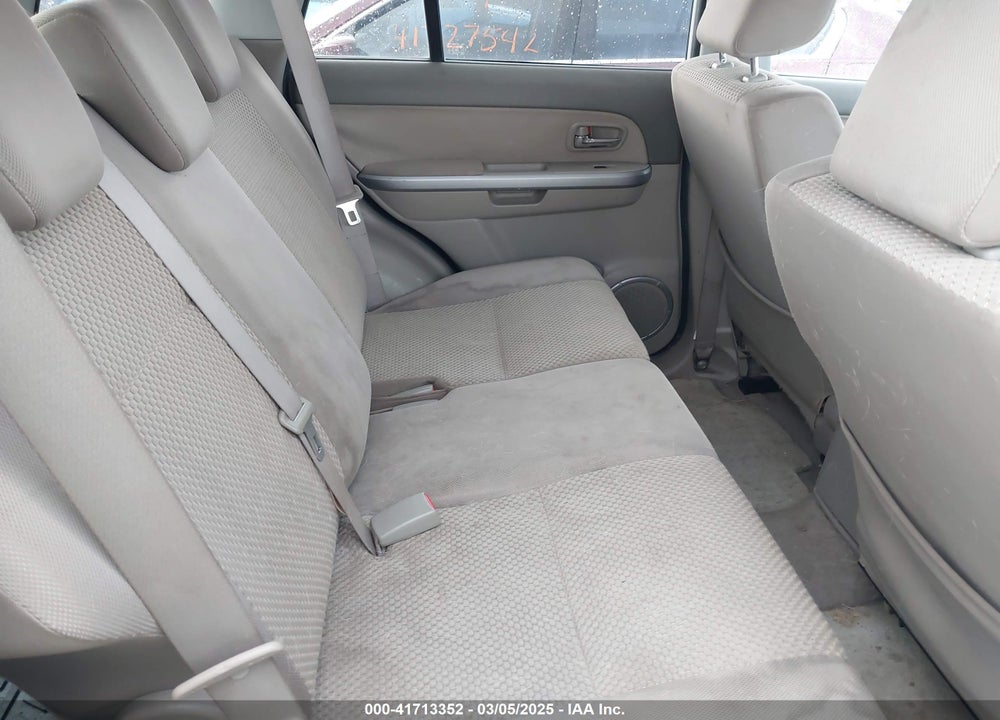 2009 SUZUKI GRAND VITARA VIN: JS3TE042X94100012