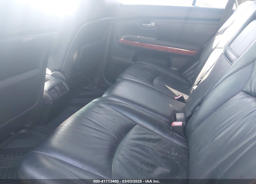 2004 LEXUS RX 330 VIN: JTJGA31UX40014778