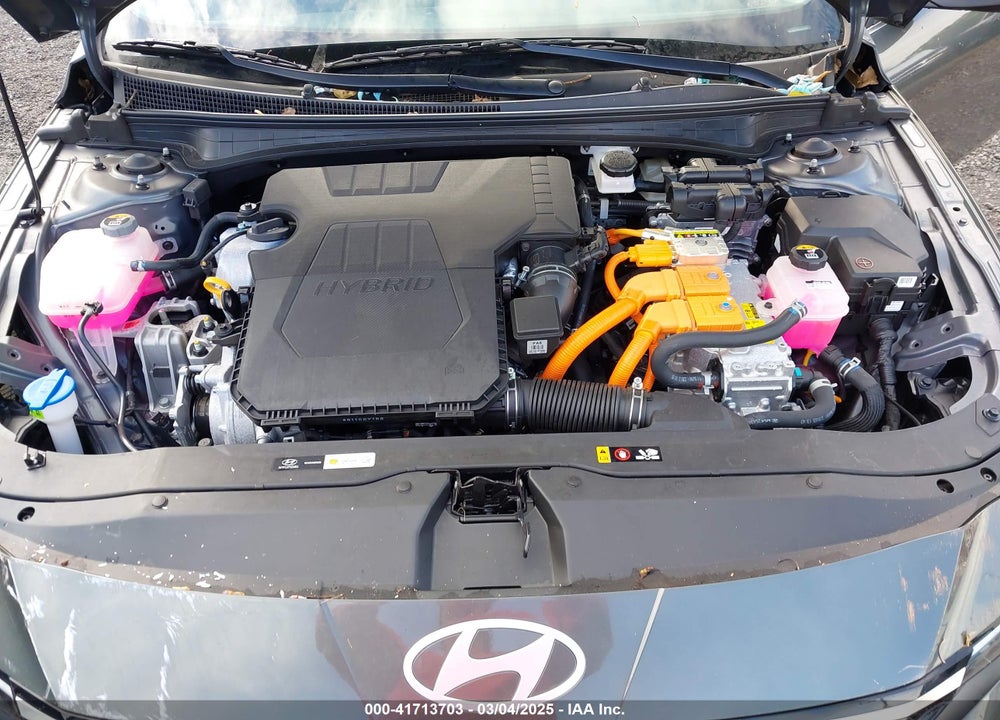 2024 HYUNDAI ELANTRA HYBRID VIN: KMHLN4DJ9RU095877