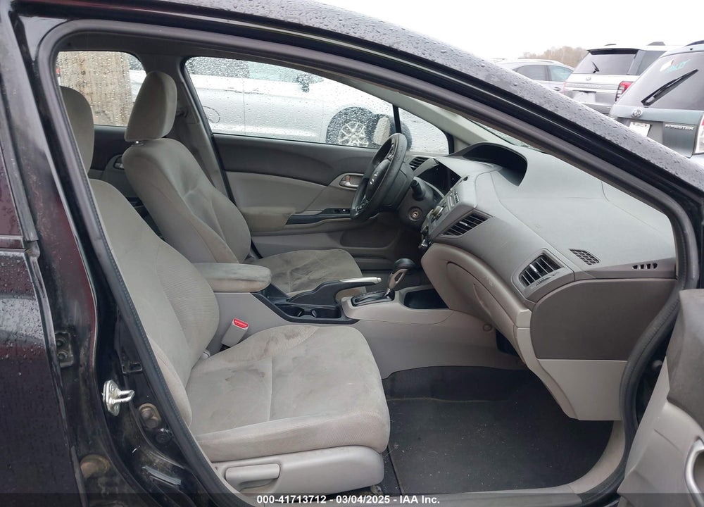 2012 HONDA CIVIC VIN: 2HGFB2F53CH582163