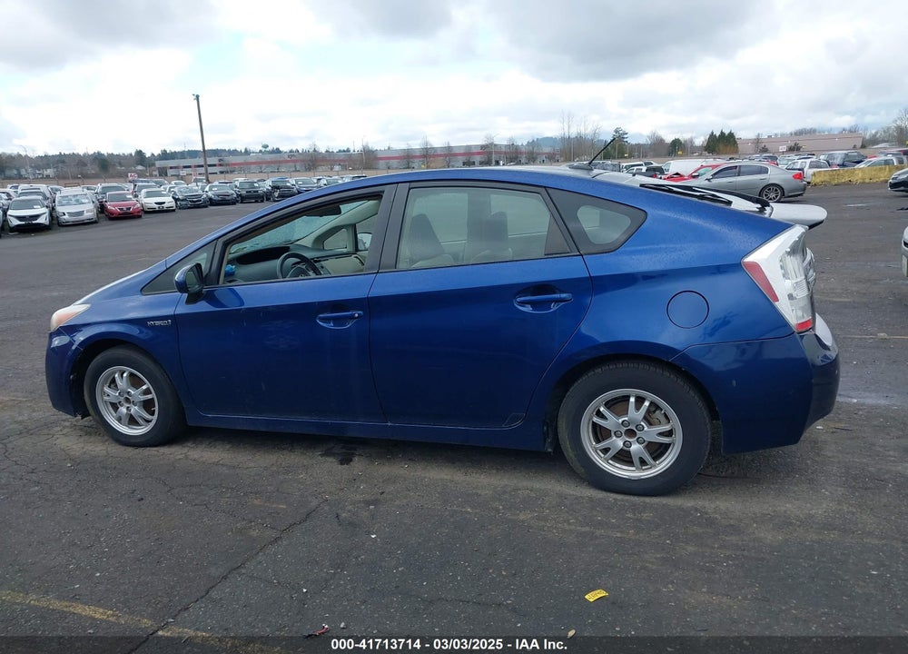 2011 TOYOTA PRIUS THREE VIN: JTDKN3DUXB0287004