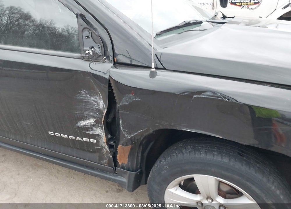 2012 JEEP COMPASS LATITUDE VIN: 1C4NJDEB1CD555704