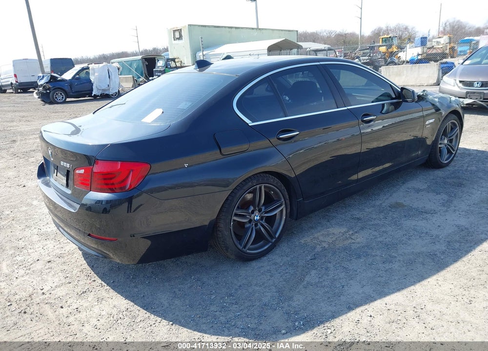 2012 BMW 528I VIN: WBAXH5C56CDW11351
