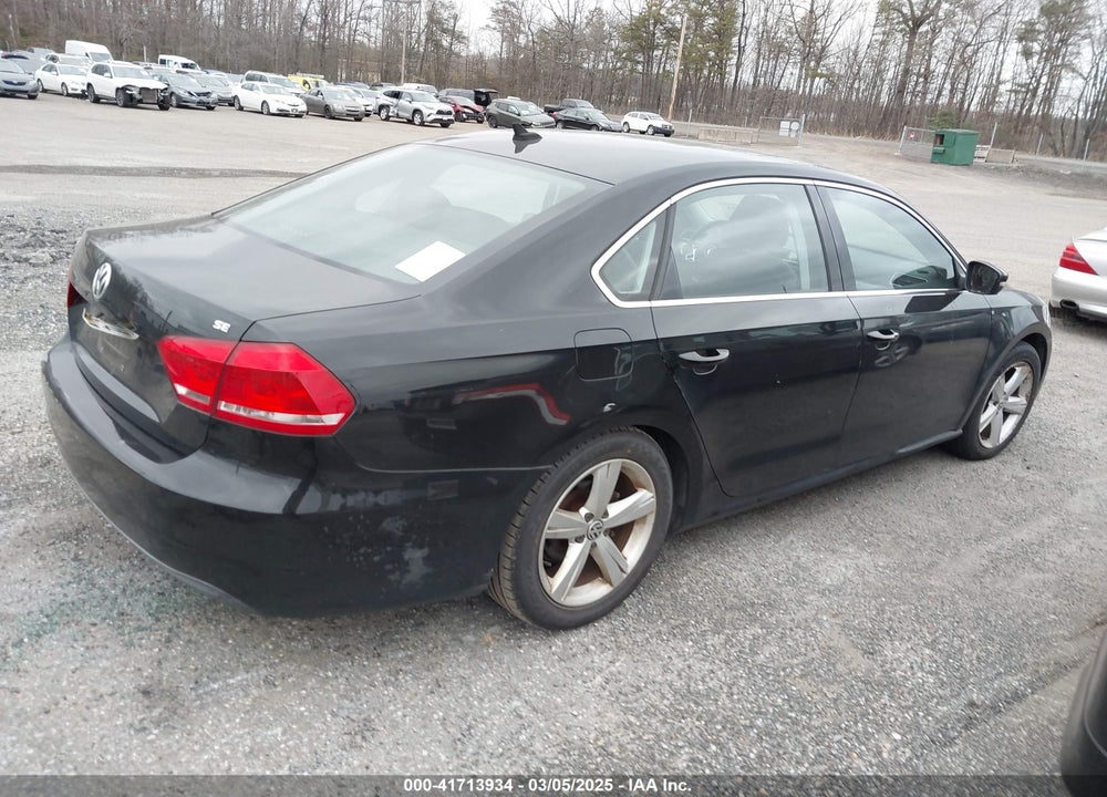 2013 VOLKSWAGEN PASSAT VIN: 1VWBP7A3XDC061296