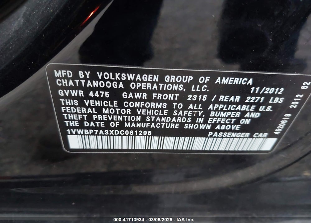 2013 VOLKSWAGEN PASSAT VIN: 1VWBP7A3XDC061296