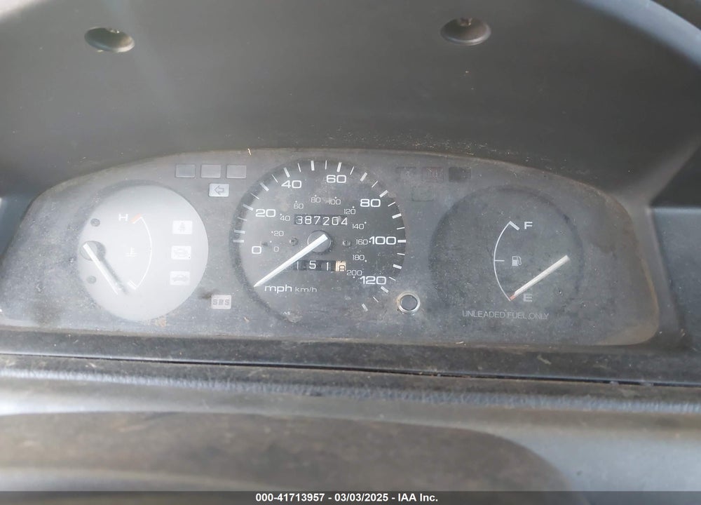 1992 HONDA CIVIC DX VIN: 2HGEH2355NH561638