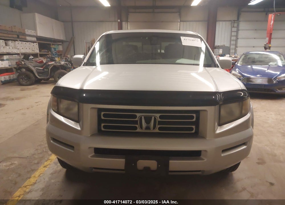 2008 HONDA RIDGELINE RTL VIN: 2HJYK16518H517686