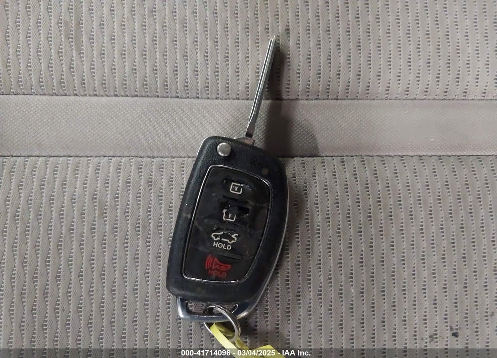 2016 HYUNDAI SONATA VIN: 5NPE24AF3GH283422