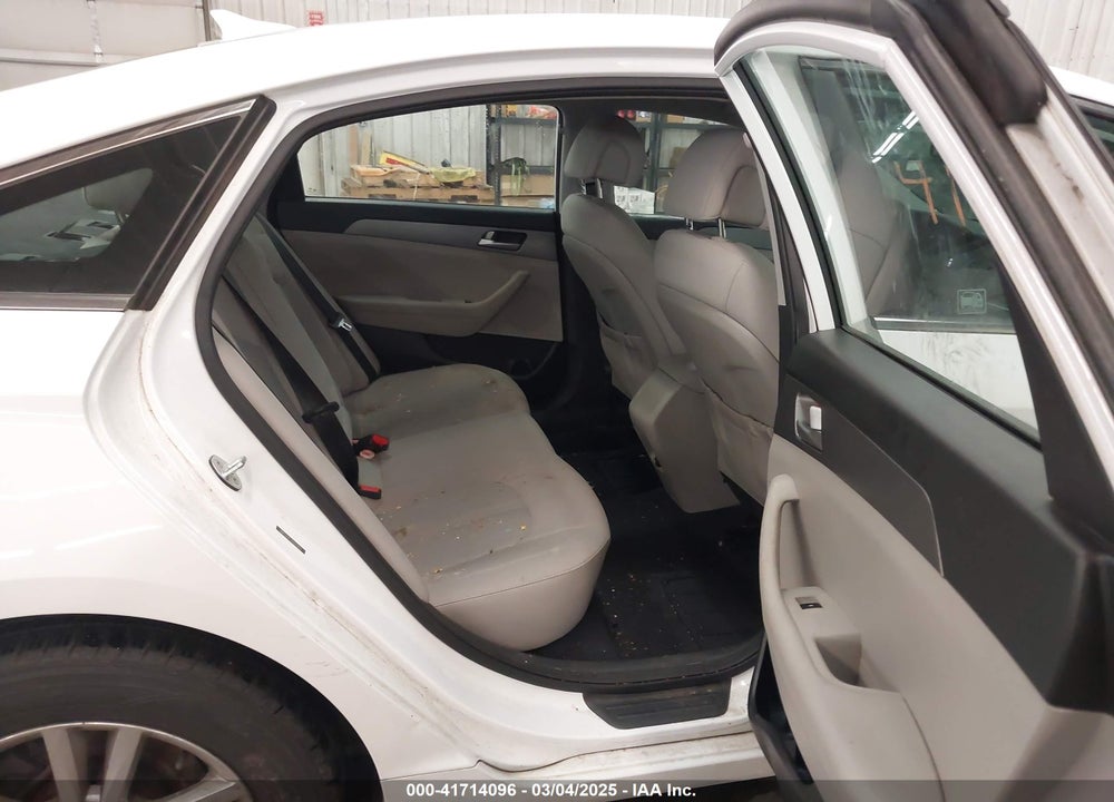 2016 HYUNDAI SONATA VIN: 5NPE24AF3GH283422