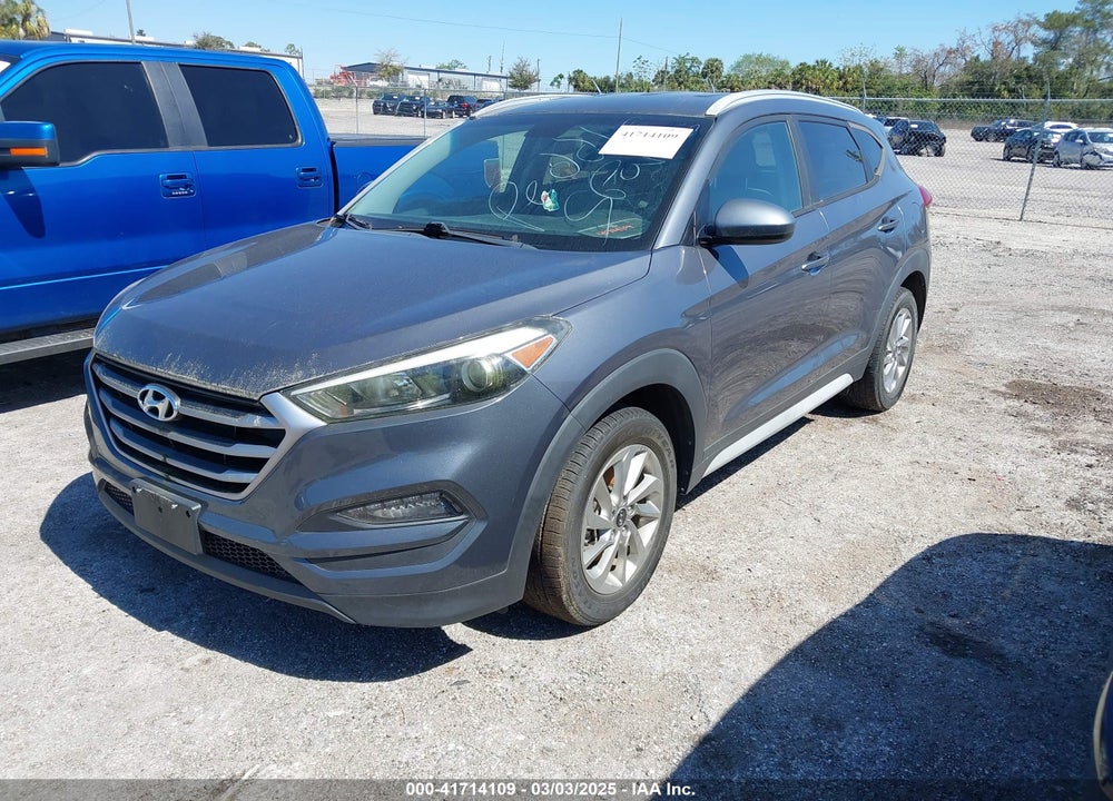 2018 HYUNDAI TUCSON VIN: KM8J3CA42JU601320