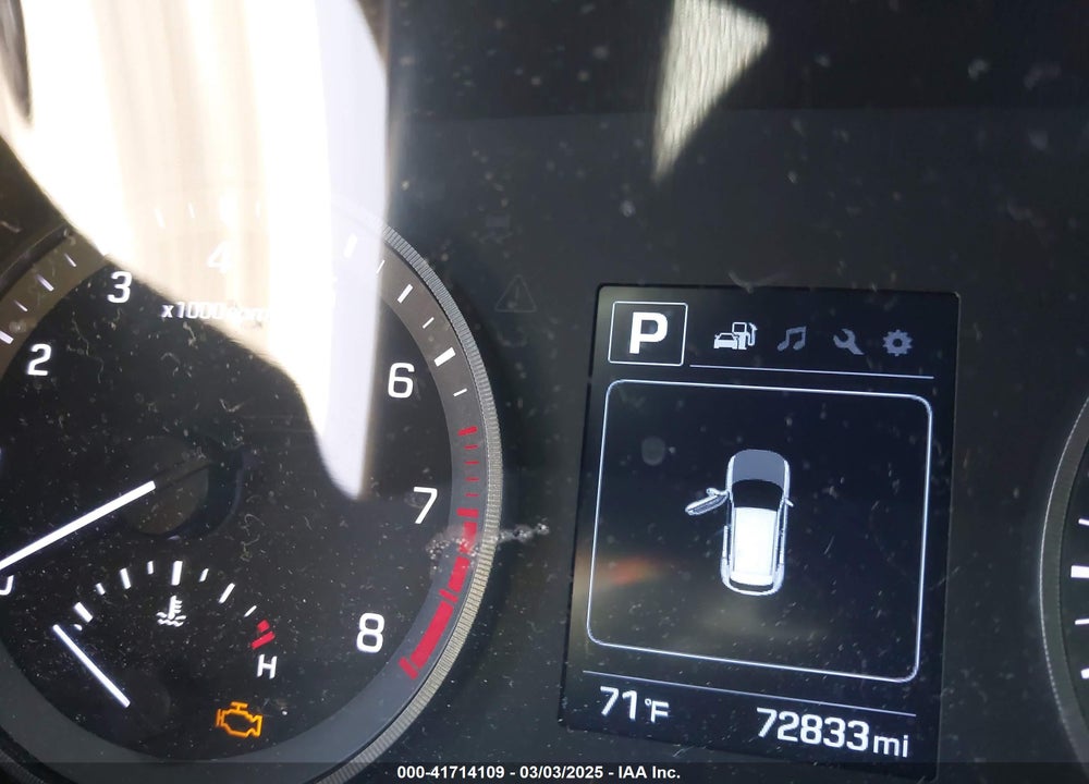 2018 HYUNDAI TUCSON VIN: KM8J3CA42JU601320