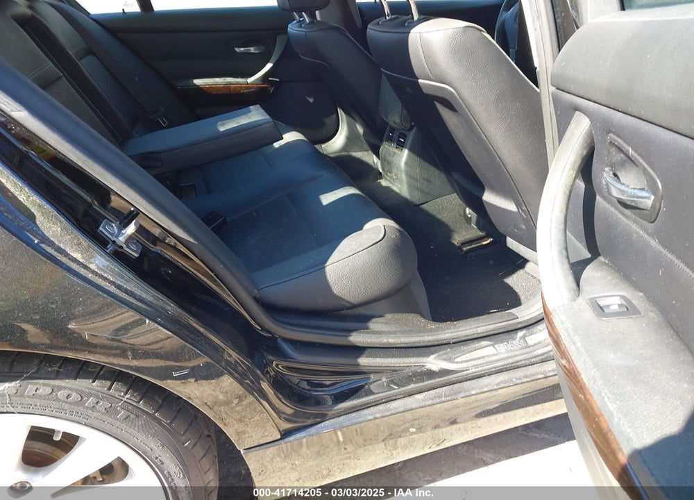 2011 BMW 328I XDRIVE VIN: WBAPK5G52BNN79423