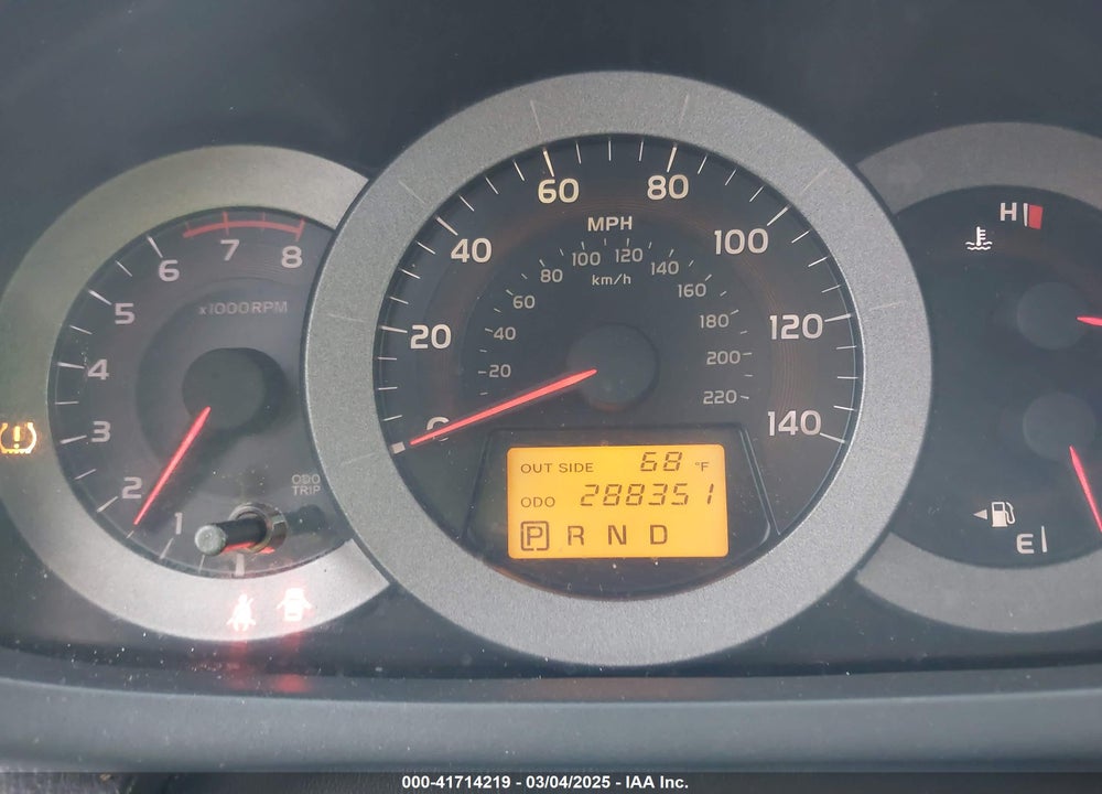2006 TOYOTA RAV4 VIN: JTMBD32VX65011560