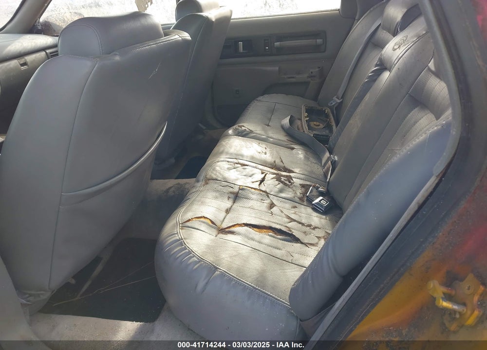 1995 CHEVROLET CAPRICE / IMPALA CLASSIC SS VIN: 1G1BL52P1SR143179