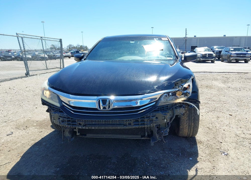 2017 HONDA ACCORD VIN: 1HGCR2F54HA275069