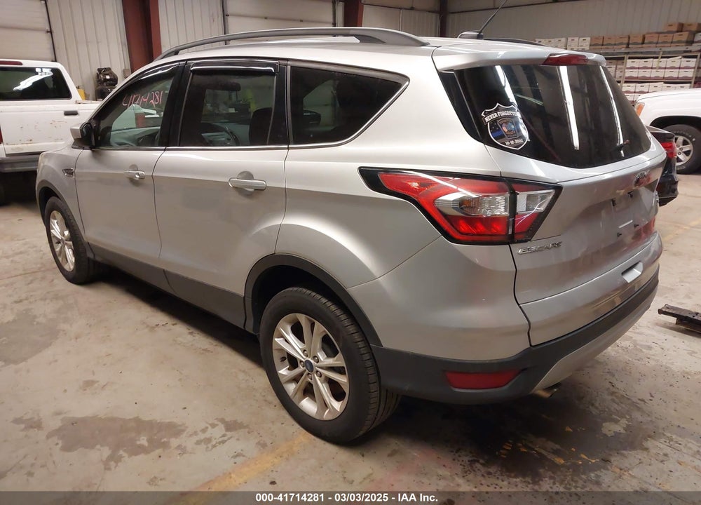 2018 FORD ESCAPE SE VIN: 1FMCU9GD1JUA45968