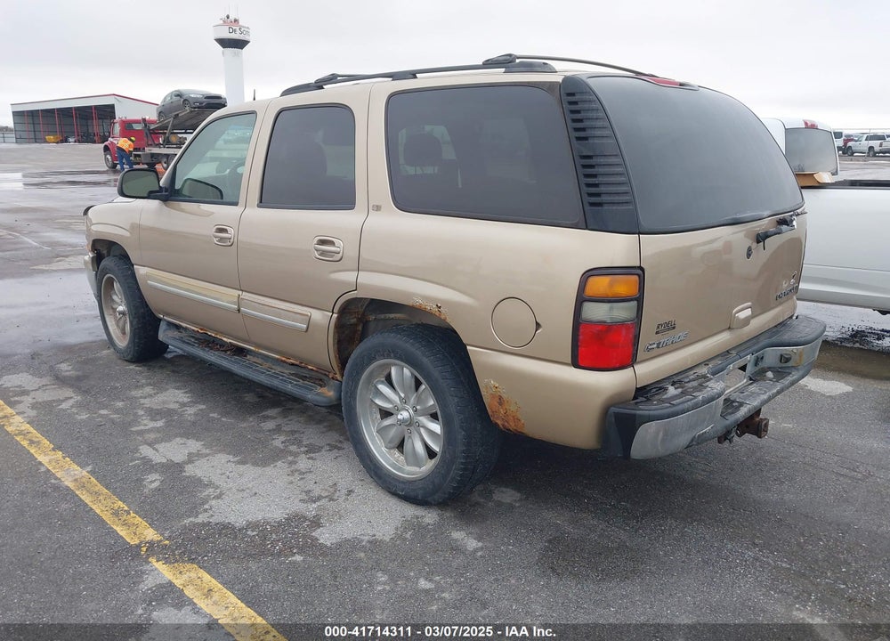 2005 CHEVROLET TAHOE LT VIN: 1GNEK13T25J143083