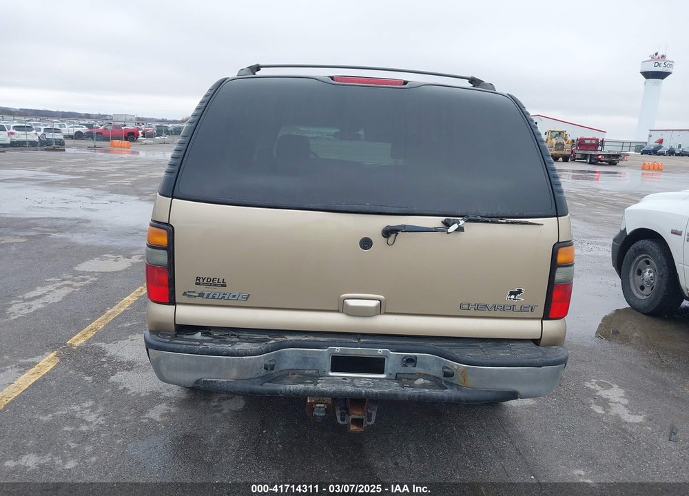 2005 CHEVROLET TAHOE LT VIN: 1GNEK13T25J143083