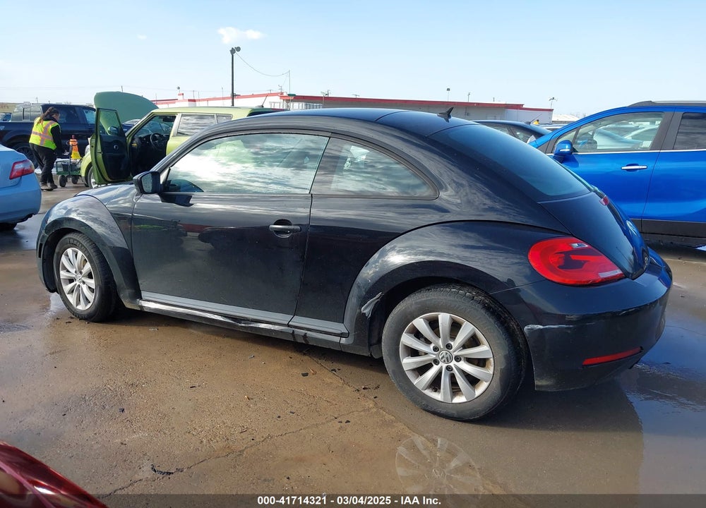 2015 VOLKSWAGEN BEETLE VIN: 3VWF17AT3FM610020