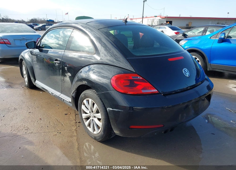 2015 VOLKSWAGEN BEETLE VIN: 3VWF17AT3FM610020