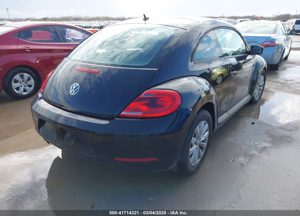 2015 VOLKSWAGEN BEETLE VIN: 3VWF17AT3FM610020