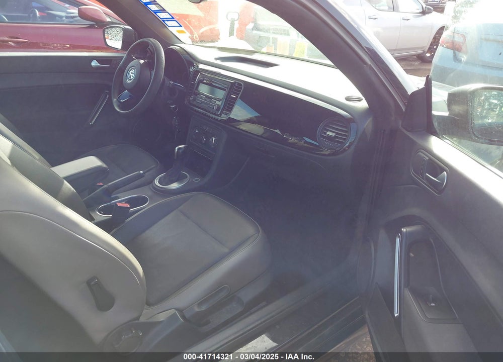 2015 VOLKSWAGEN BEETLE VIN: 3VWF17AT3FM610020