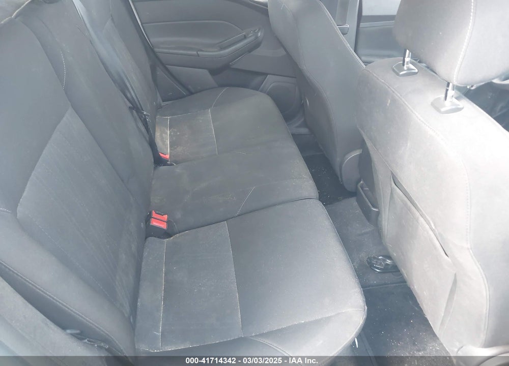 2018 FORD FOCUS SE VIN: 1FADP3K25JL295454