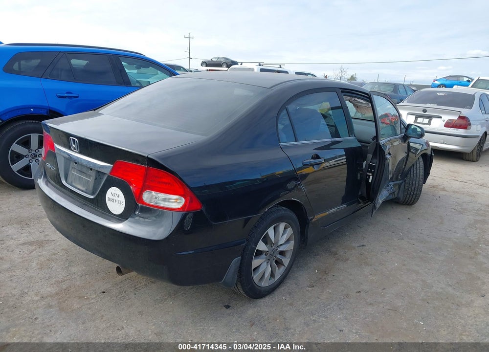 2010 HONDA CIVIC VIN: 19XFA1F87AE075555
