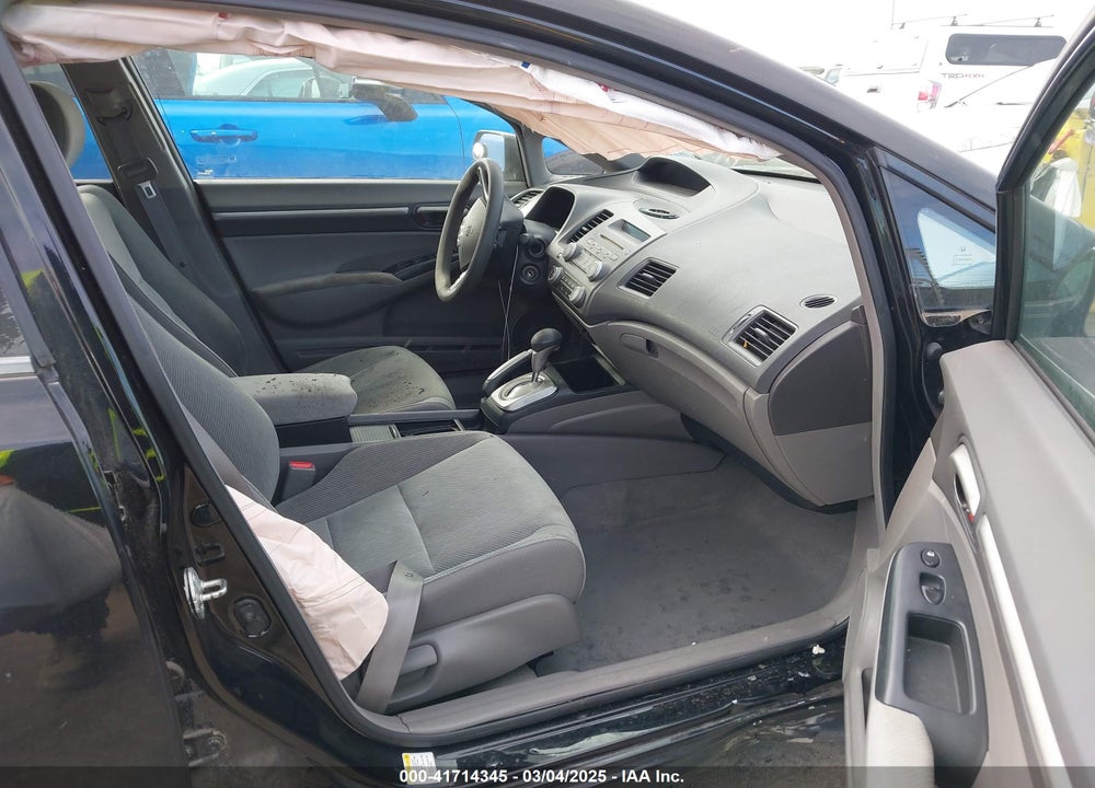2010 HONDA CIVIC VIN: 19XFA1F87AE075555