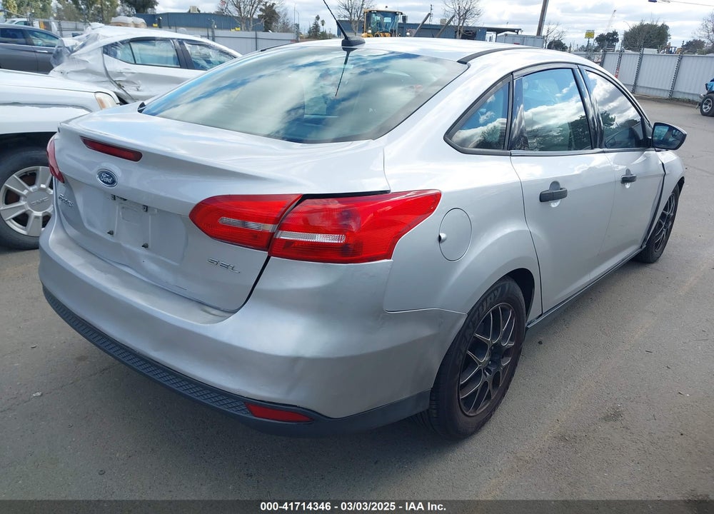 2016 FORD FOCUS S VIN: 1FADP3E21GL380151