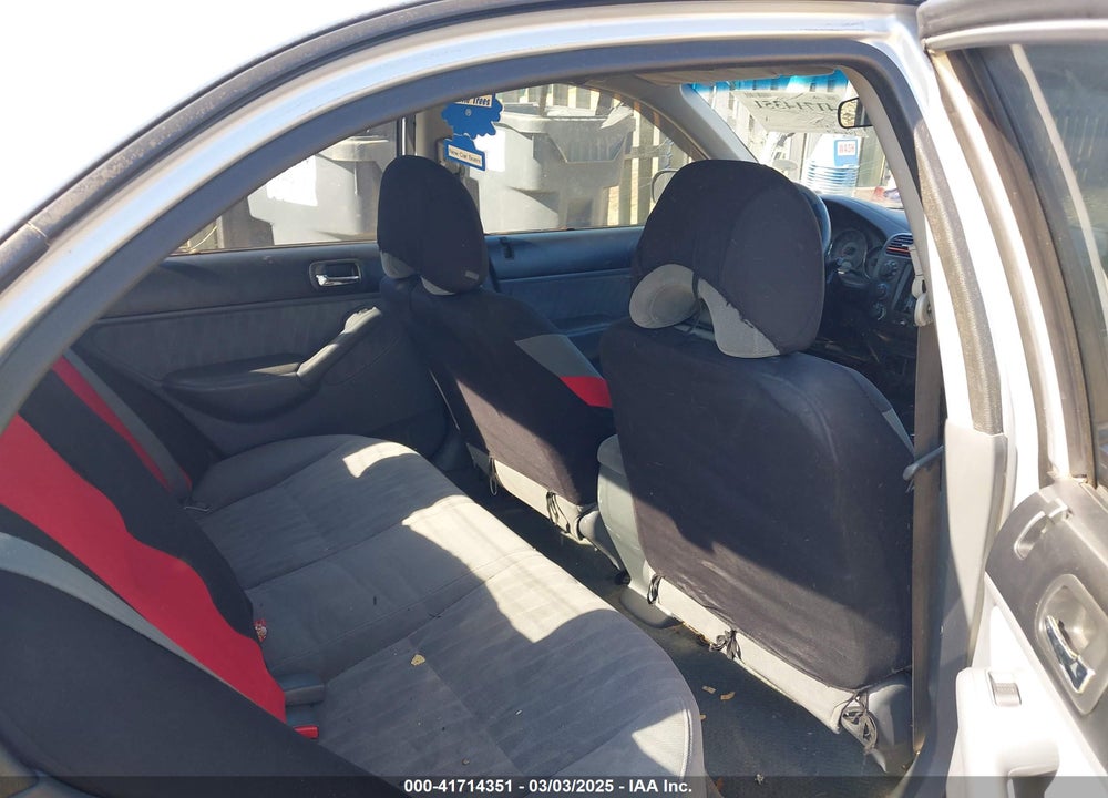 2005 HONDA CIVIC LX VIN: 1HGES16555L027940