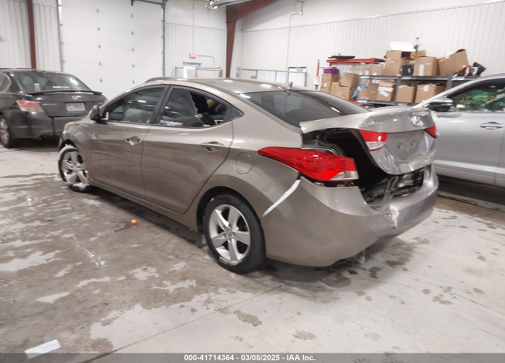 2013 HYUNDAI ELANTRA VIN: 5NPDH4AE8DH380869