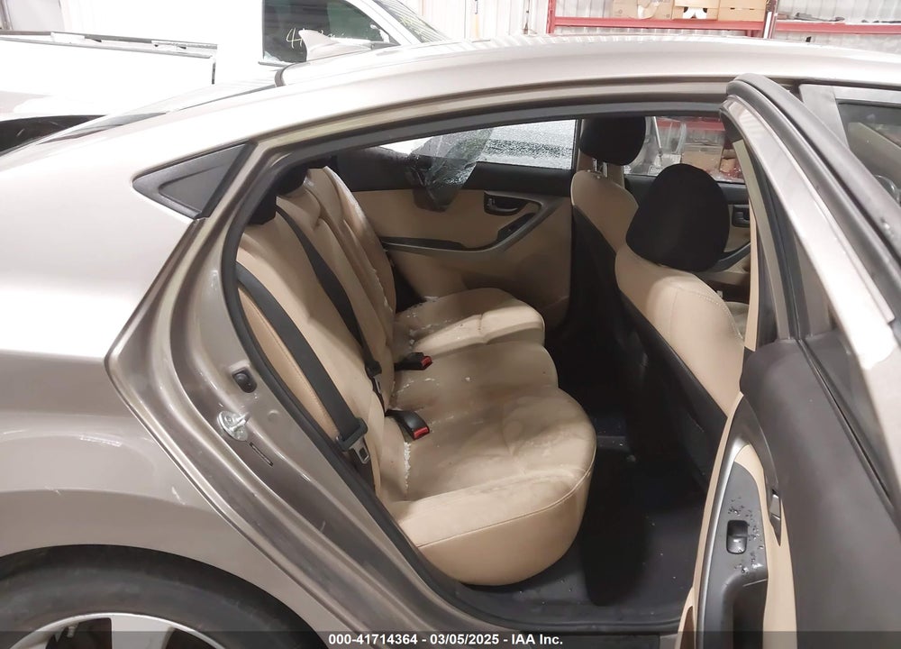 2013 HYUNDAI ELANTRA VIN: 5NPDH4AE8DH380869