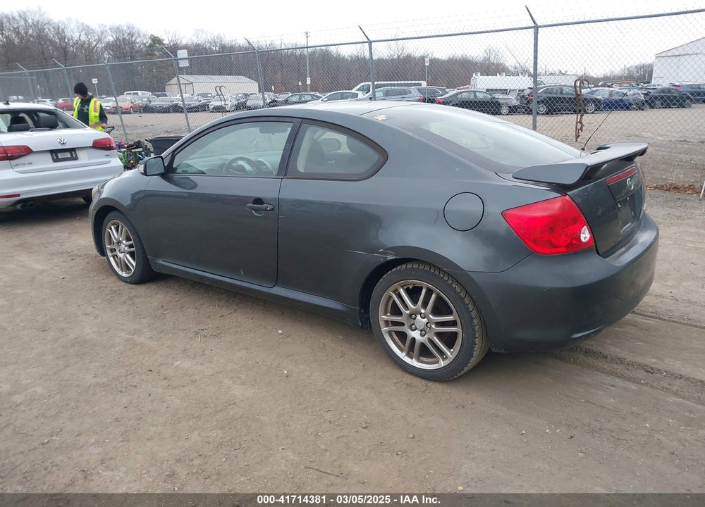 2007 SCION TC VIN: JTKDE167070212705