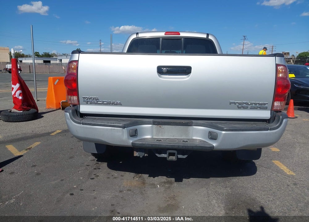 2008 TOYOTA TACOMA VIN: 5TEKU72N08Z550230
