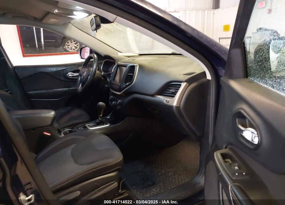2015 JEEP CHEROKEE LATITUDE VIN: 1C4PJMCB9FW541585
