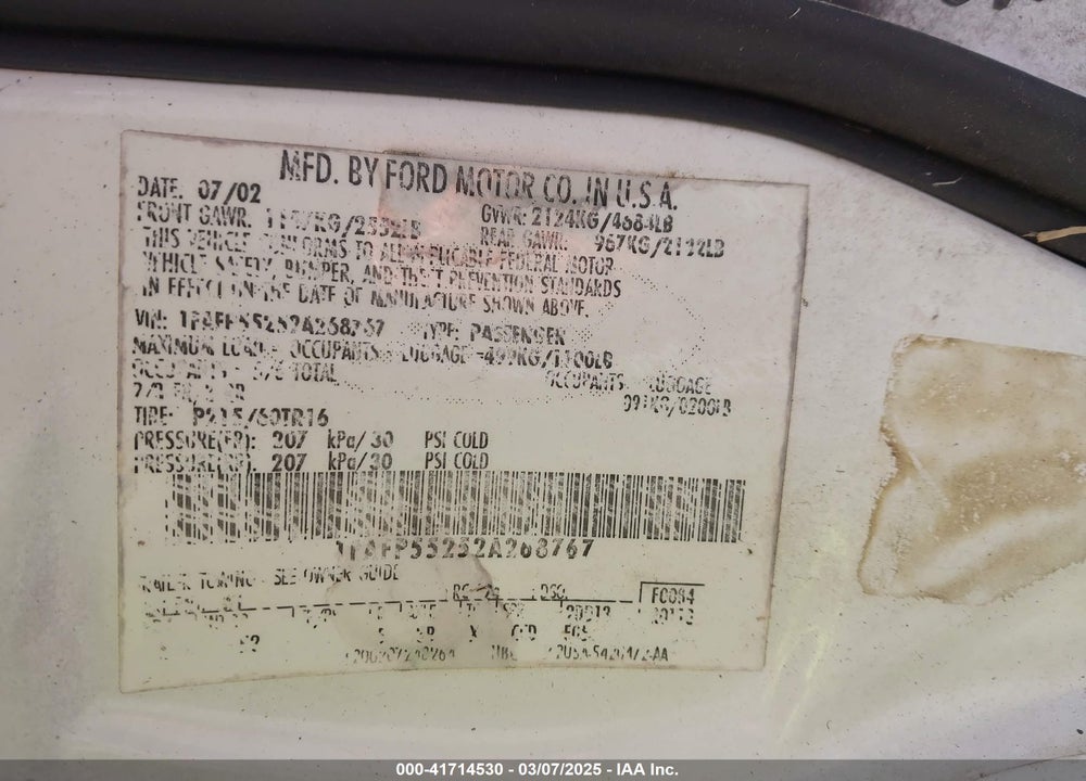 2002 FORD TAURUS VIN: 1FAFP55252A268767