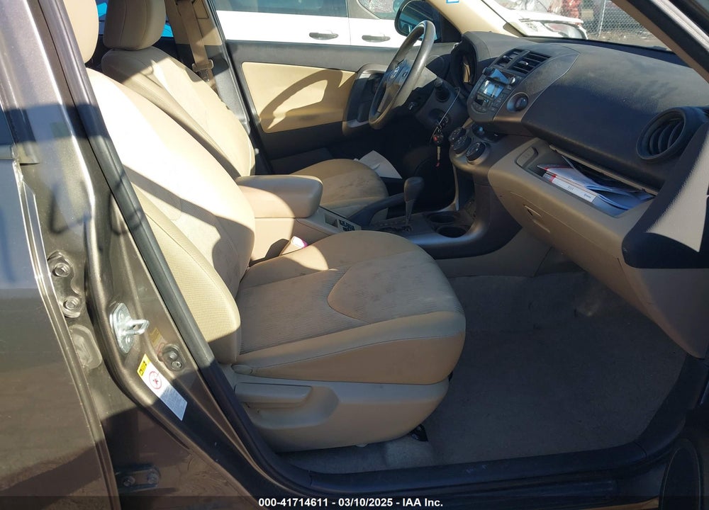 2010 TOYOTA RAV4 VIN: JTMBF4DV0A5031581