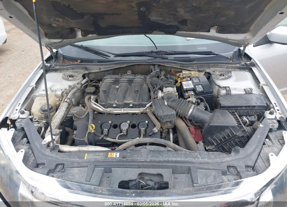 2011 FORD FUSION SE VIN: 3FAHP0HG8BR122324