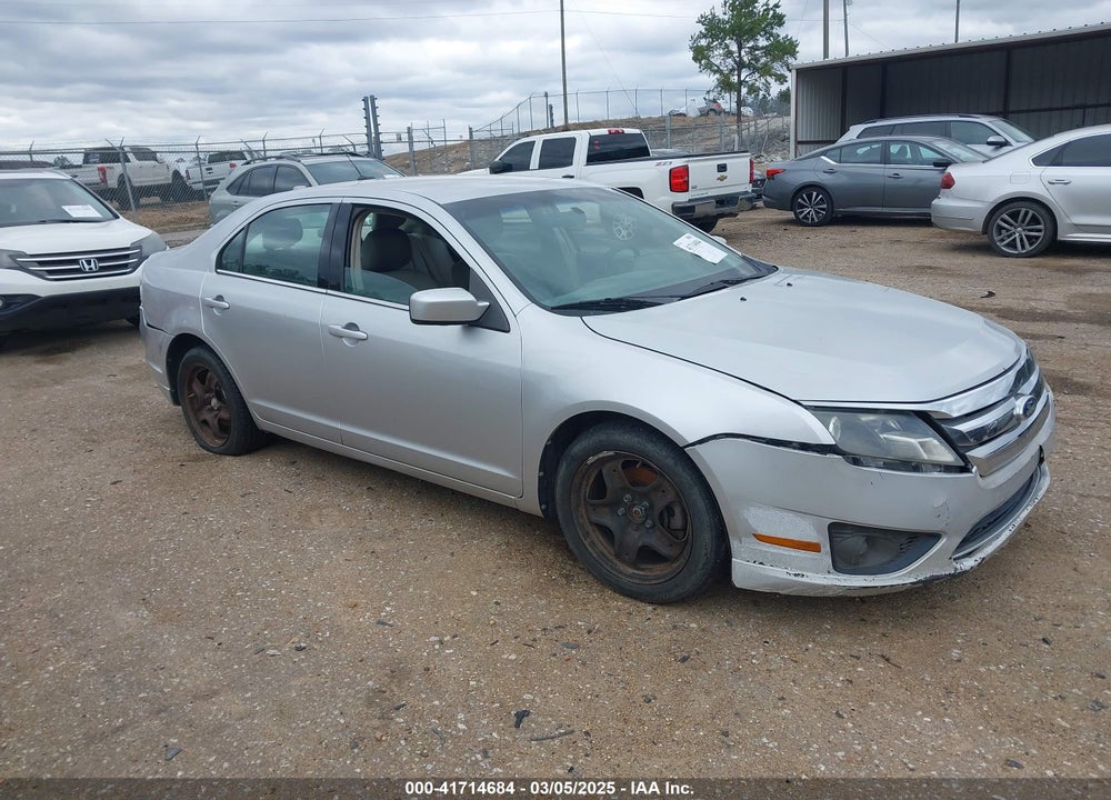 2011 FORD FUSION SE VIN: 3FAHP0HG8BR122324