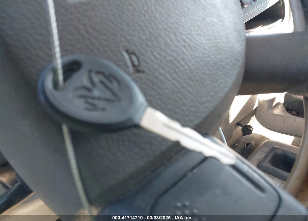 2005 DODGE RAM 1500 SLT/LARAMIE VIN: 1D7HU18N25S200568